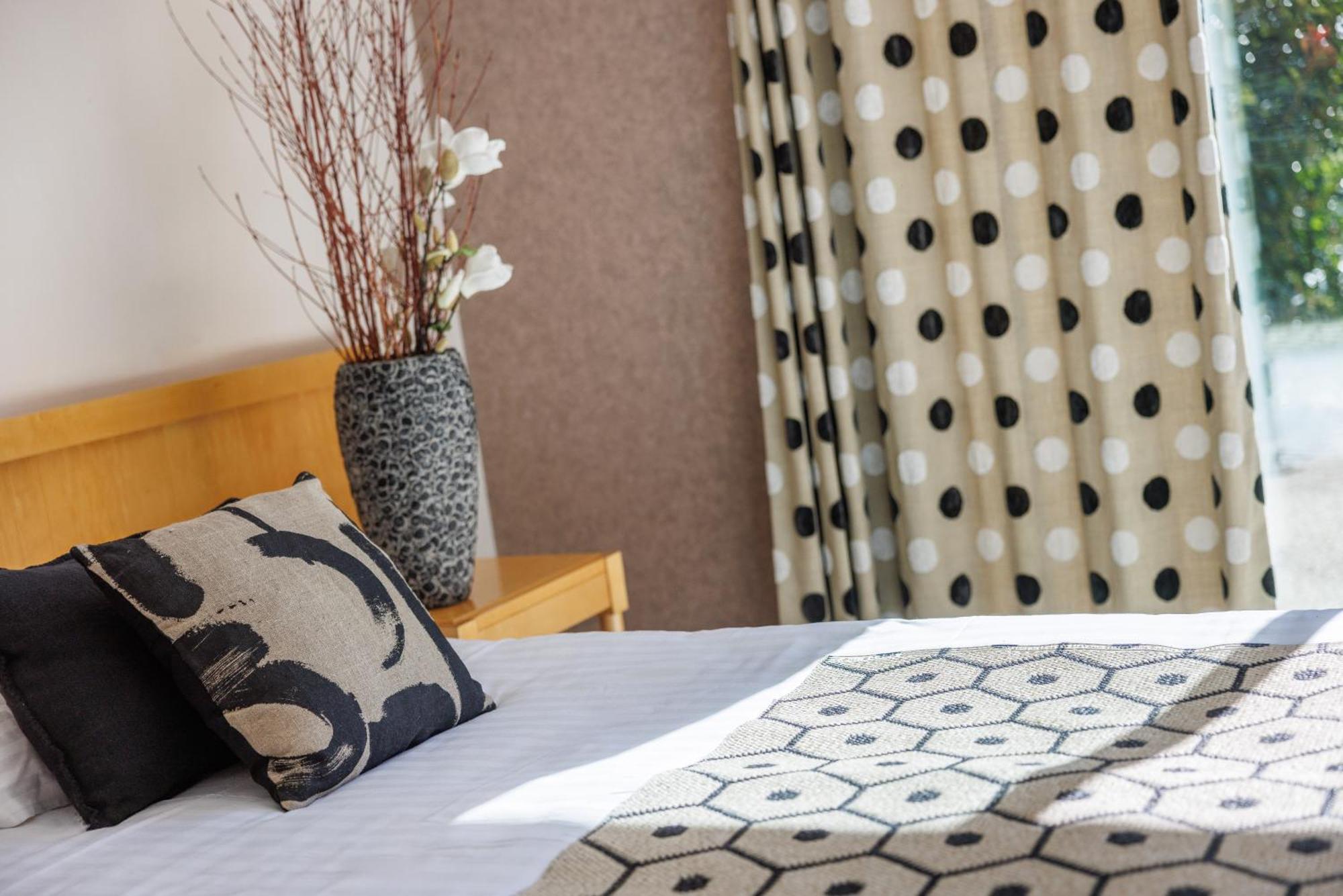 Logis Hotel Golf Le Domaine Du Val De Sorne Vernantois Kültér fotó
